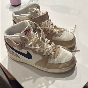 Nike Air Force 1 High Sneakers - Cream and Black